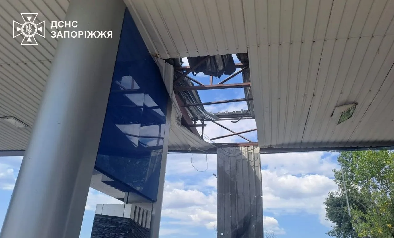 Russia attacked Zaporizhzhia with drones: one woman was killed, and others were injured