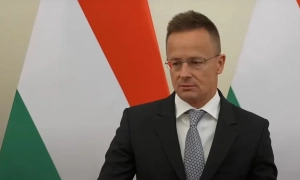 Колишнього посадовця Мінкульту Франції звинувачують у таємному додаванні жінкам сечогінних