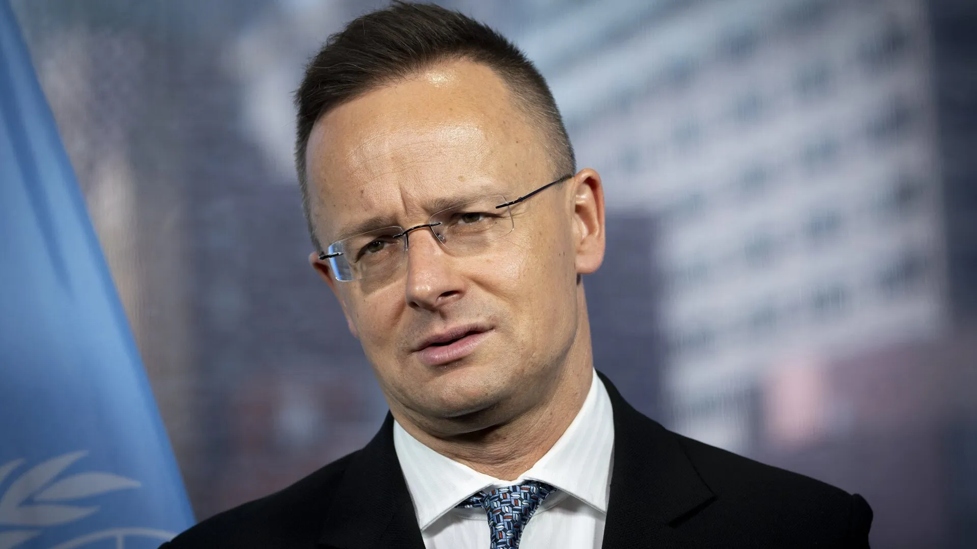 Голова МЗС Угорщини звинуватив Україну у спробах втрутитися у вибори