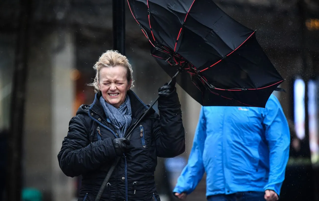 Погода в Україні 23 квітня принесе дощі та сильний вітер