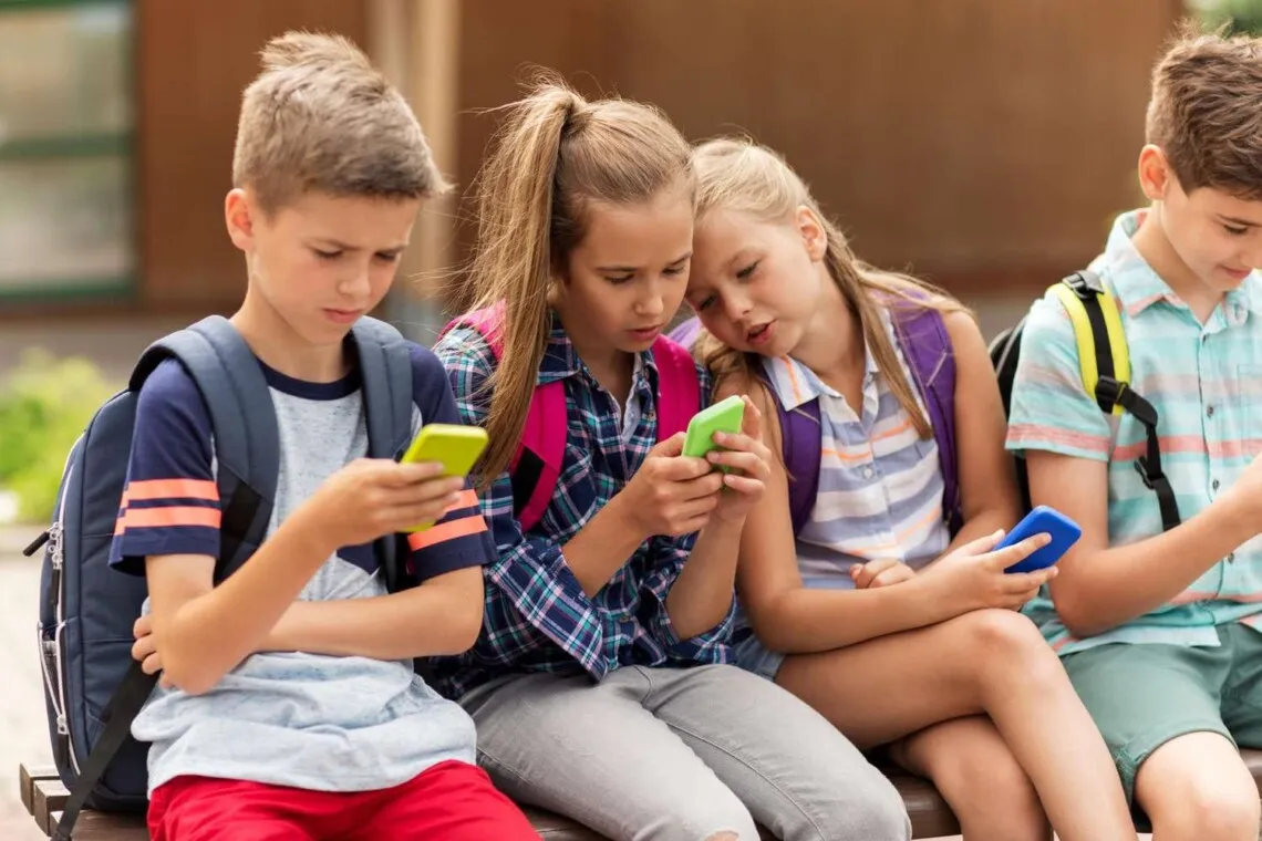 France Blocks Ban on Social Media for Children Under 15 — Bloomberg