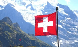 США планують ввести тарифи проти трьох країн, які купують нафту у росіян