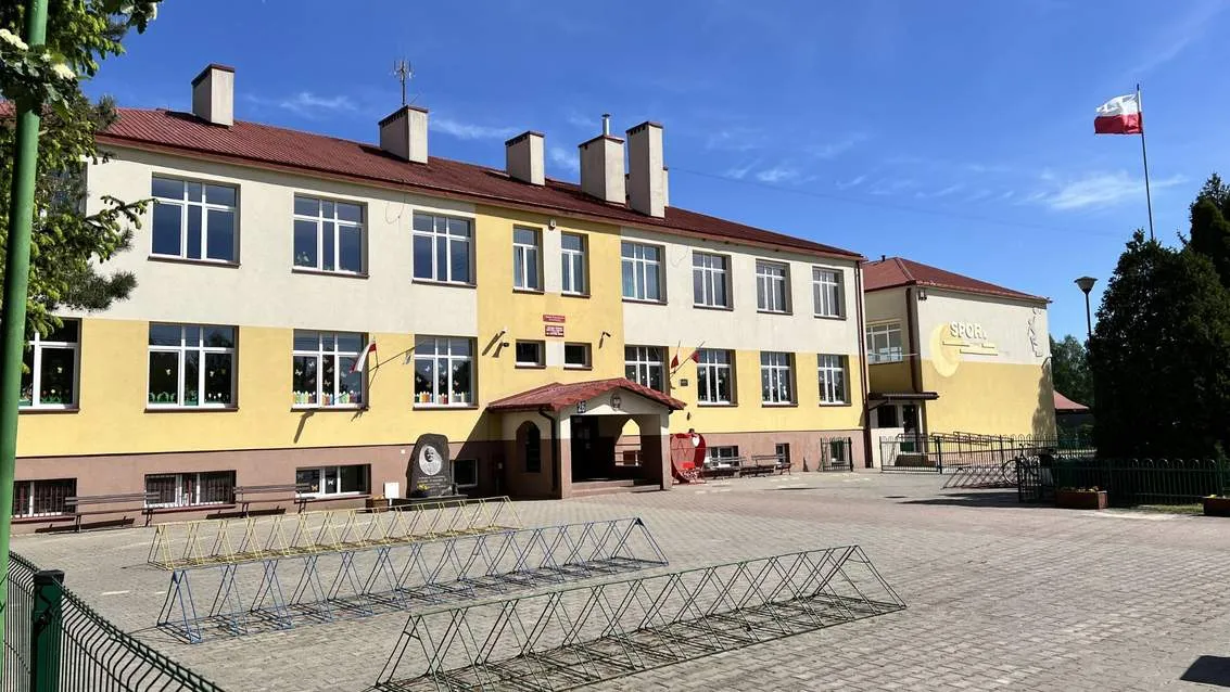 В Польше 15-летний подросток напал с ножом на школу