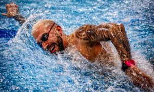 У Києві блогер на лімузині провокував людей: за нього взялася поліція