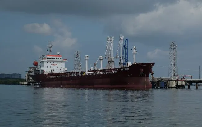 Індія вперше постачила авіаційне паливо до ЄС після заборони на російську нафту