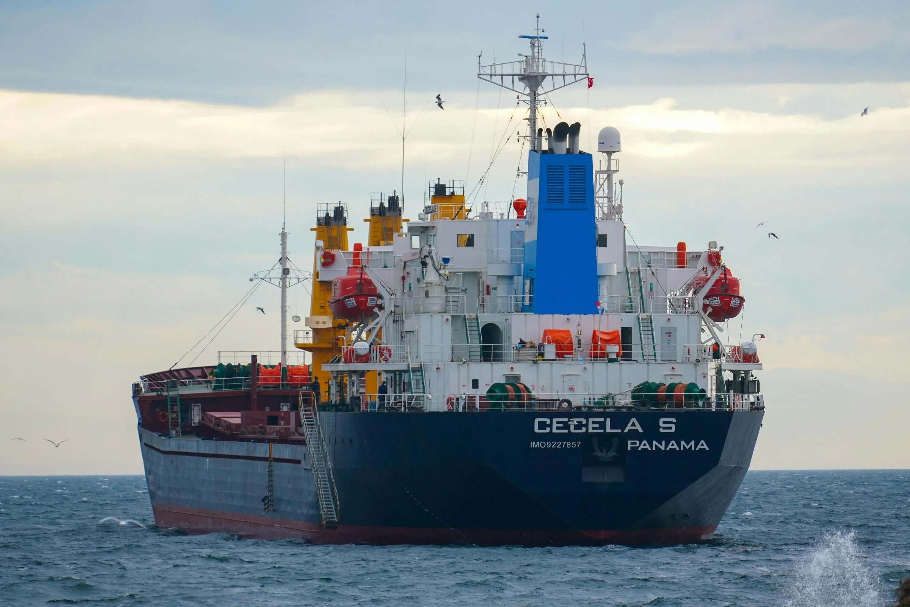 Обіцянка Трампа застрахувати танкери в Ормузькій протоці виявилася нездійсненною — WSJ