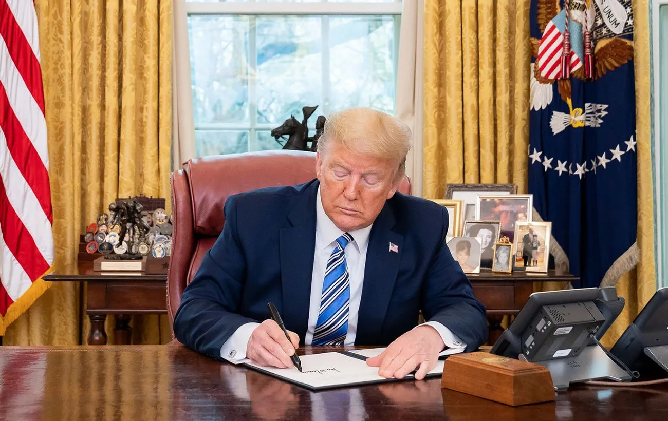 Адміністрація Трампа планує пришвидшити депортації мігрантів