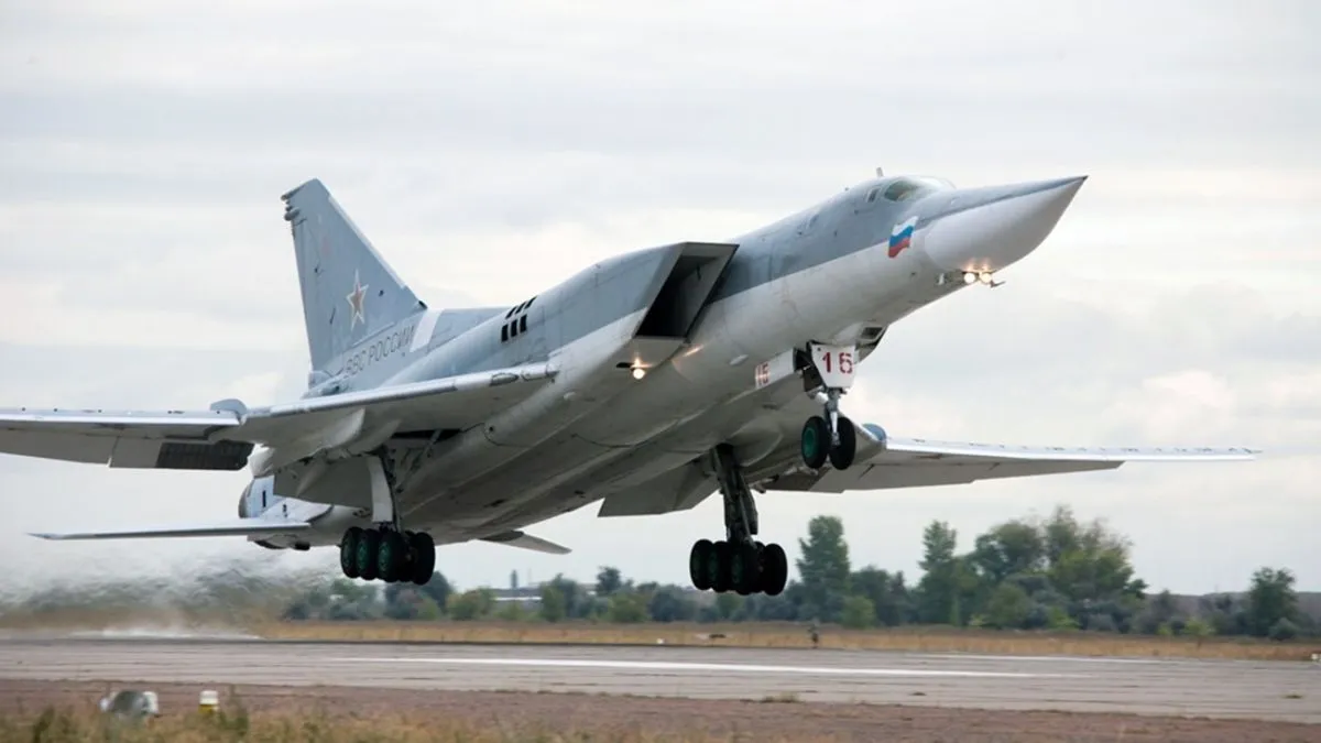 VIDEO: A Tu-22M3 strategic bomber has crashed in Russia