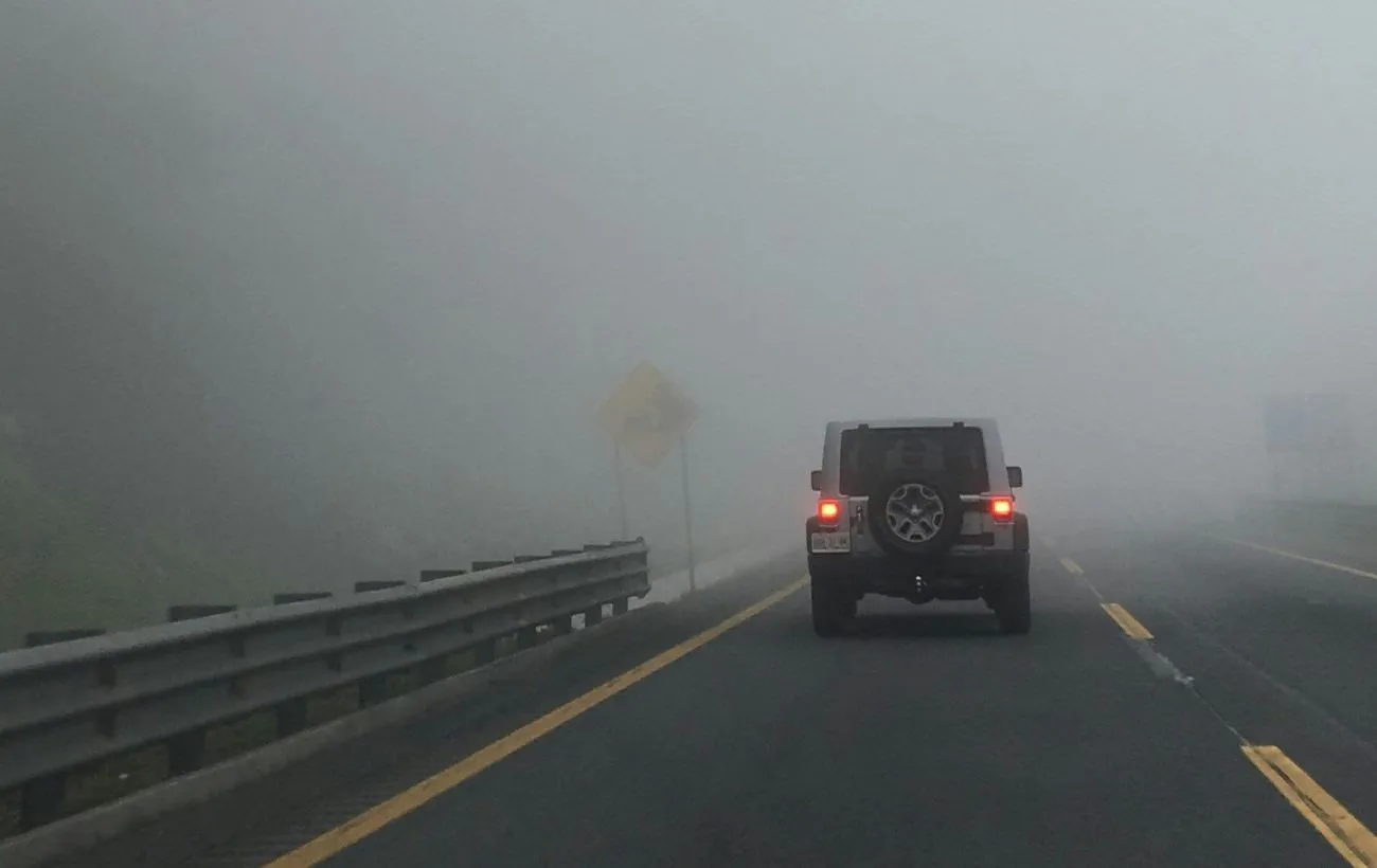 У Києві та області оголосили I рівень небезпечності через туман