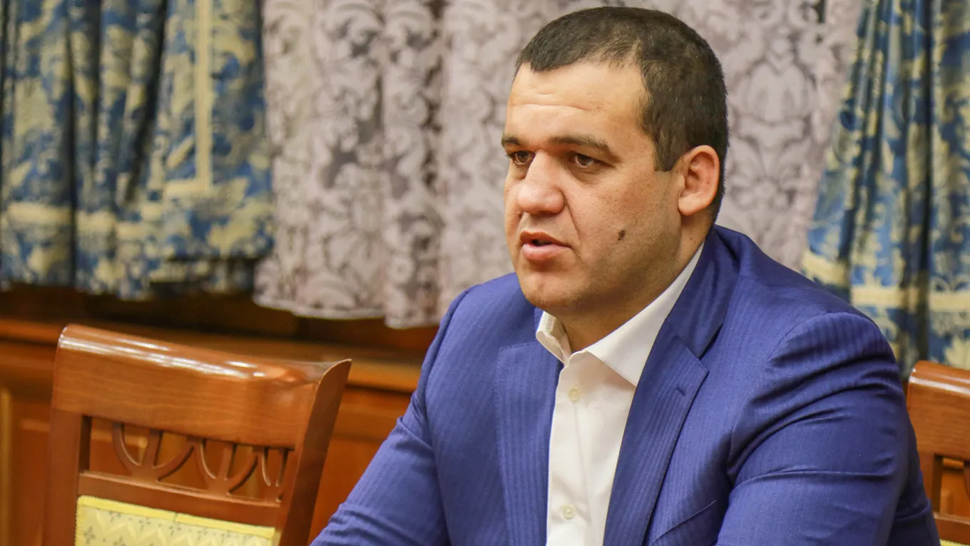 Друг начальника охорони Путіна почав скуповувати активи на паливному ринку РФ