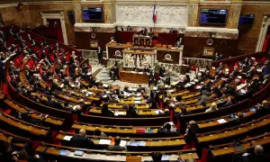 Франція заморозить частину бюджету через наслідки війни в Ірані — Reuters