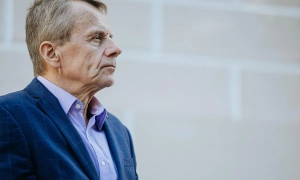 З росіян хочуть брати податки за смартфони та ноутбуки