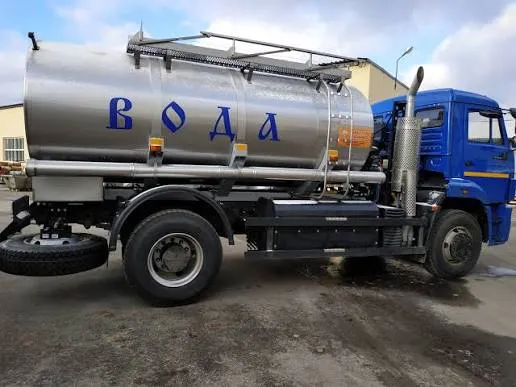 У Слов’янську запровадили підвезення води автоцистернами