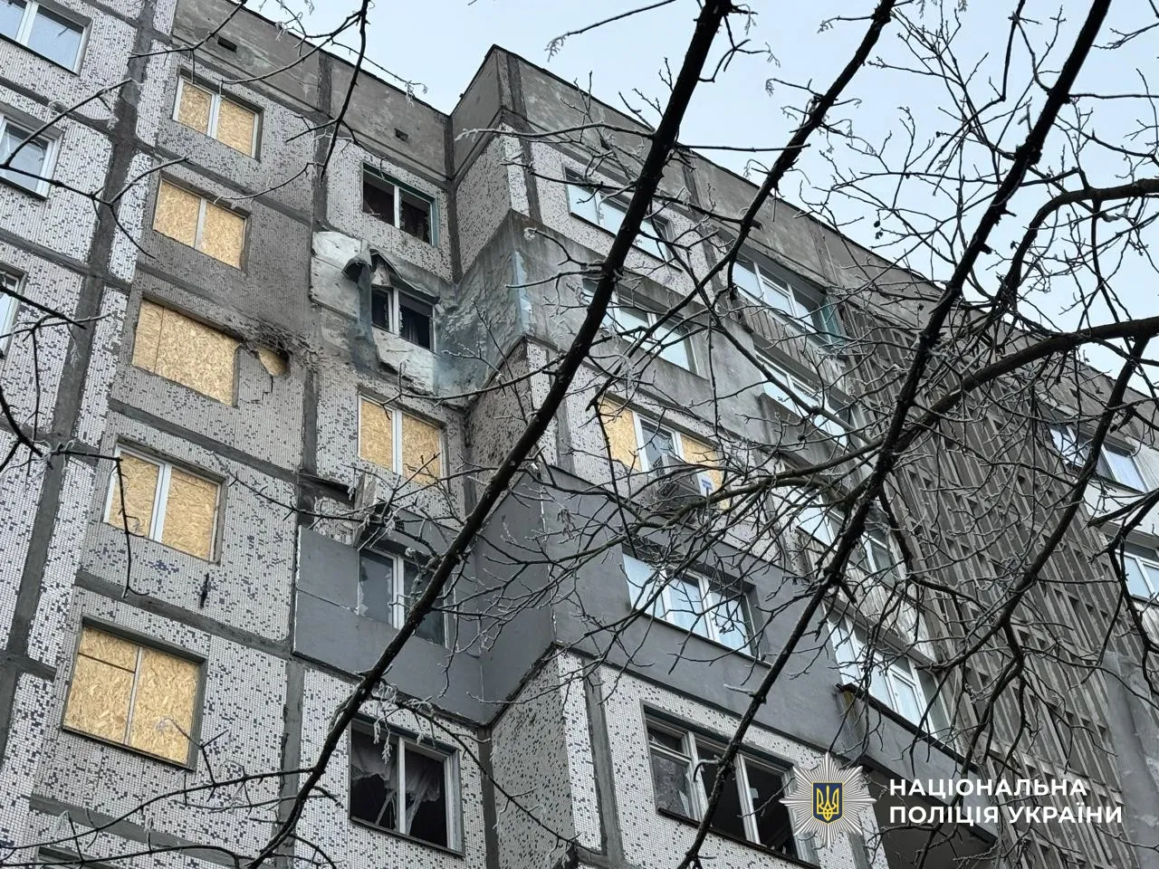 Російські удари по Херсонщині: семеро поранених, у місті частково зникло світло