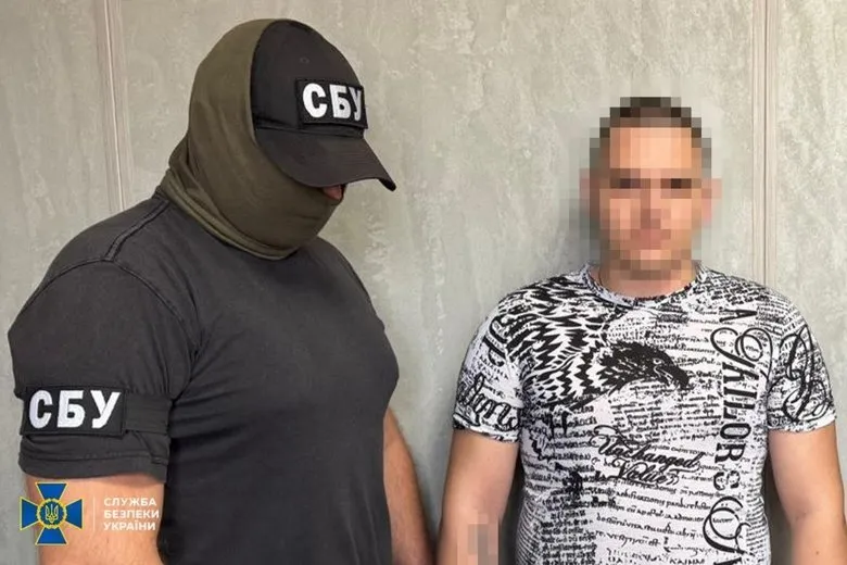 The SBU detained a Russian informant who was setting up video traps to carry out attacks on Ukraine