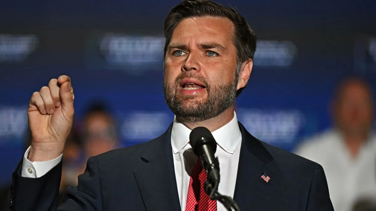 Венс може відвідати Угорщину для підтримки Орбана перед виборами — Reuters