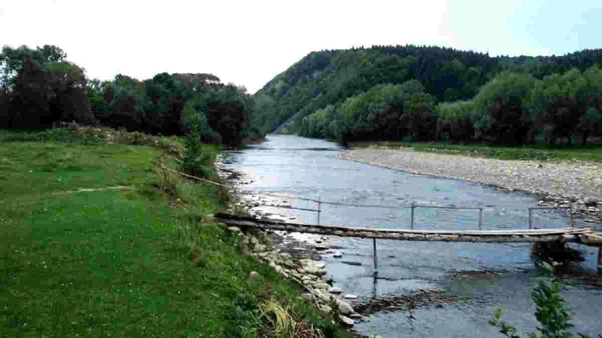 In Kalush, water will be supplied on a scheduled basis due to the river's low water level