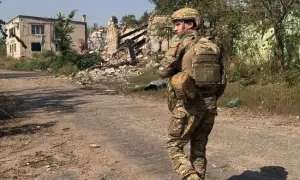 Відео: Росія атакувала офісний центр у Дніпрі, є постраждалі