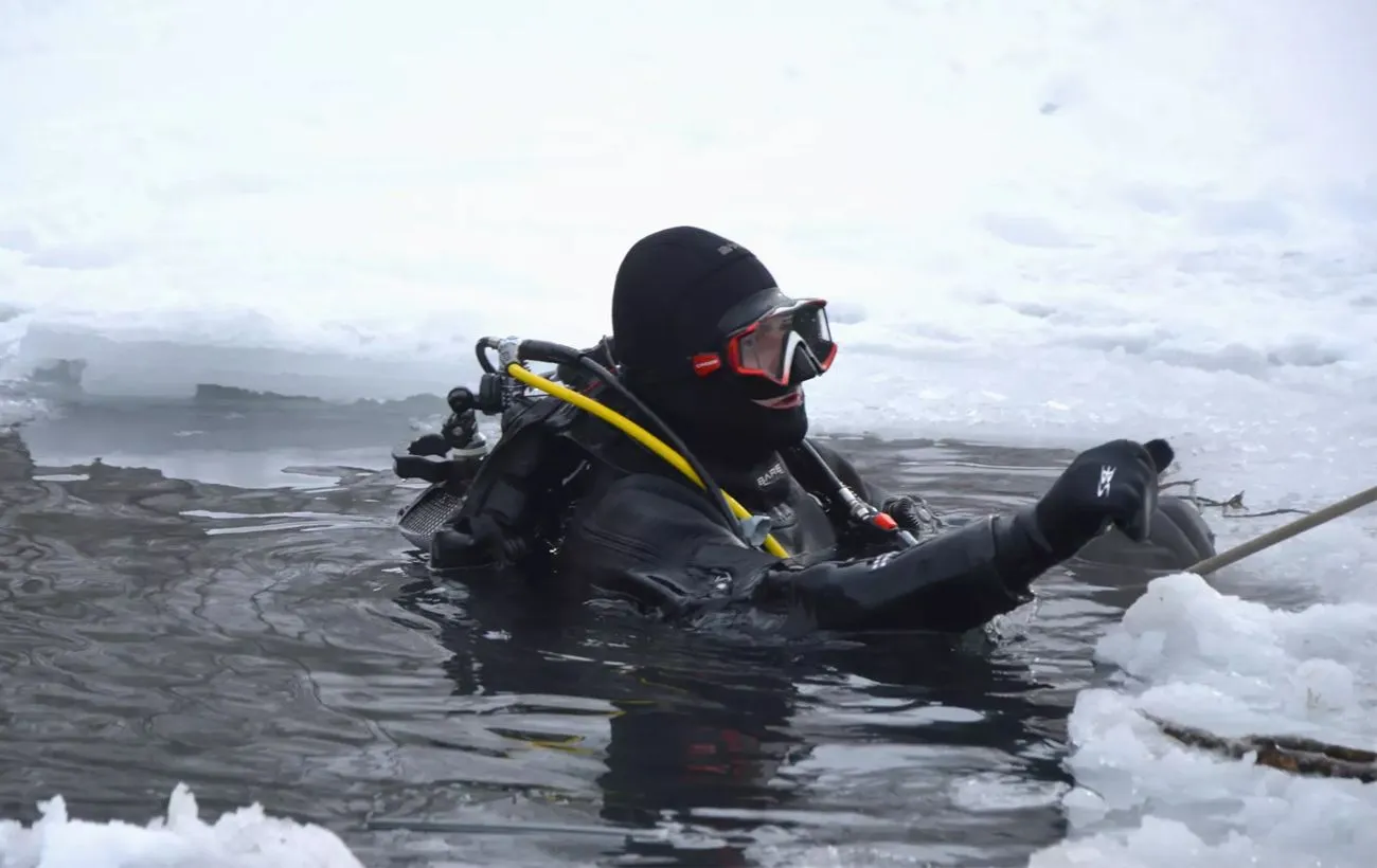 Водолази ДСНС відновили пошкоджену гідроспоруду ТЕЦ у Києві за шість діб: деталі операції