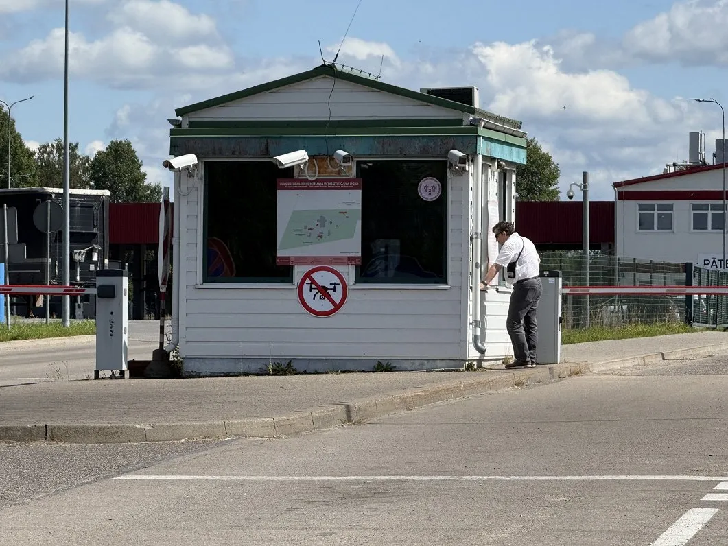 Latvia has refused to close the only border crossing with Belarus