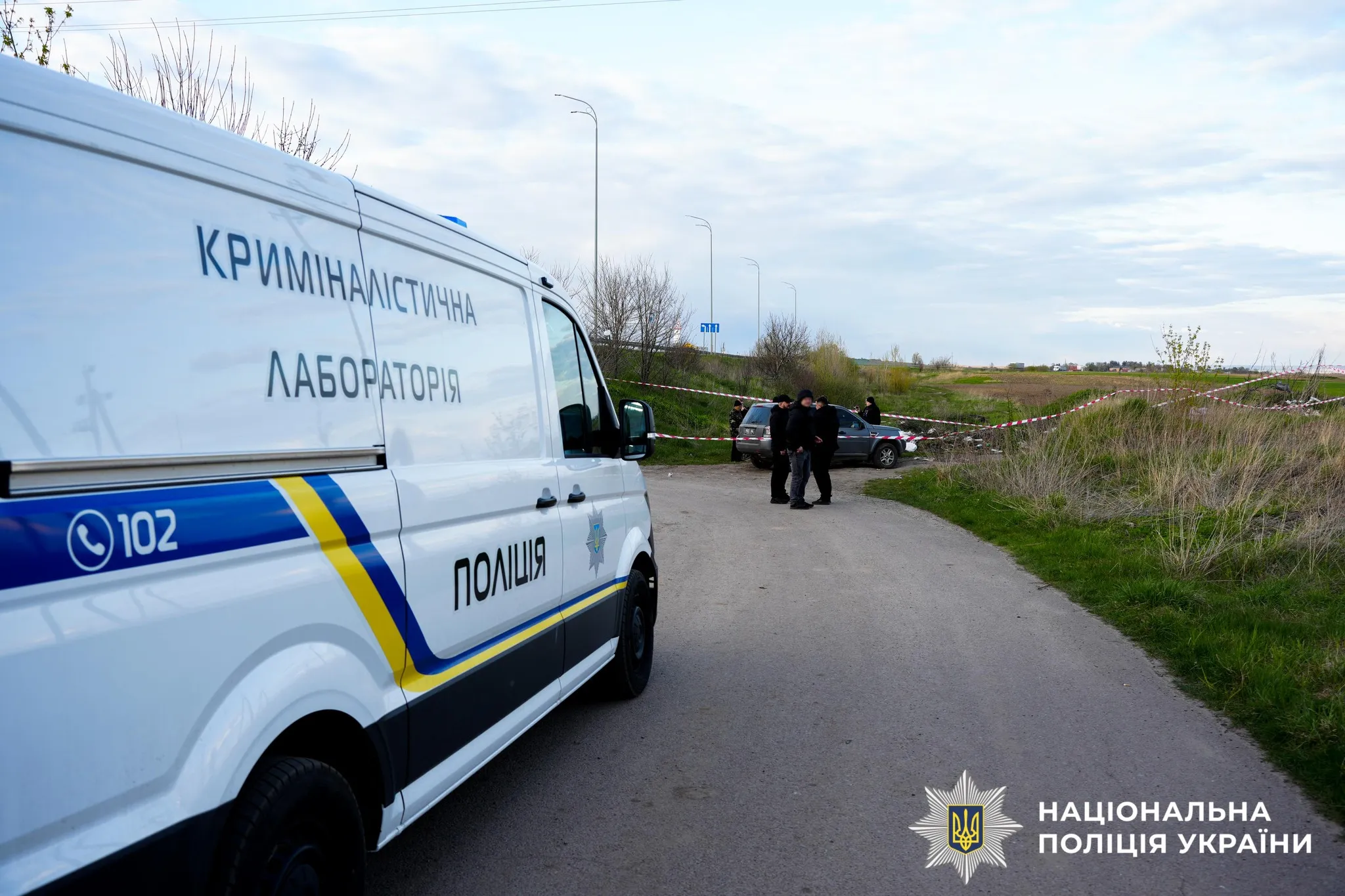 На Рівненщині зловмисник стріляв по військових та поліції