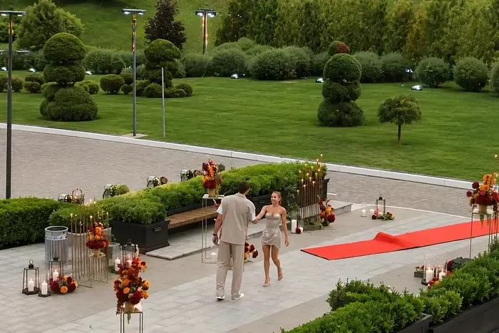 The first footage from the set of the new season of *The Bachelor* has been leaked online