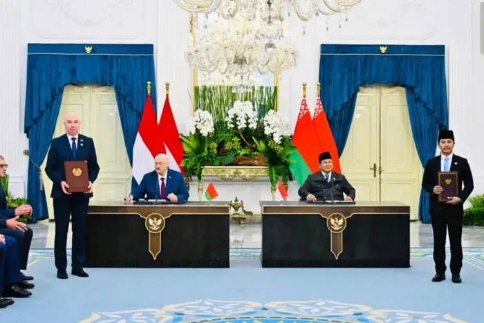 Lukashenko traveled to Indonesia to seek new partners