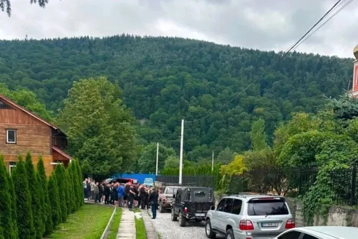 В Яремче проверки, связанные с джипингом, вызвали протест предпринимателей