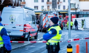 Джошуа після виписки з лікарні вшанував пам’ять загиблих друзів у Нігерії