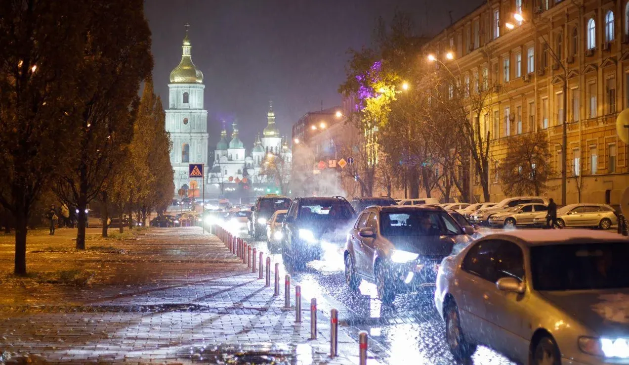 Останній теплий день: у Києві готуються до похолодання