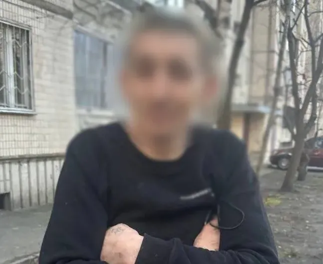 У Києві затримали чоловіка за пограбування ветерана ЗСУ