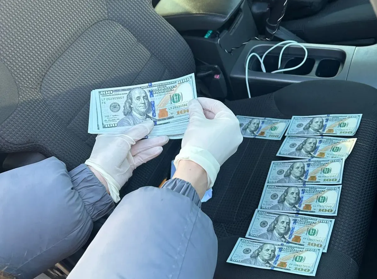 Ексочільників прокуратури Франківщини підозрюють у хабарництві