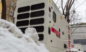 Портнов пригрозив своїм недоброзичливцям в Україні поліцією з автоматами