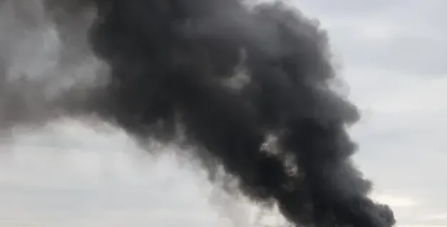 У Тольятті після атаки дронів спалахнули хімічні заводи