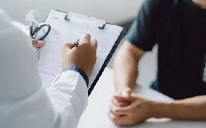 Прокурори викрили схему з підробленими довідками МСЕК