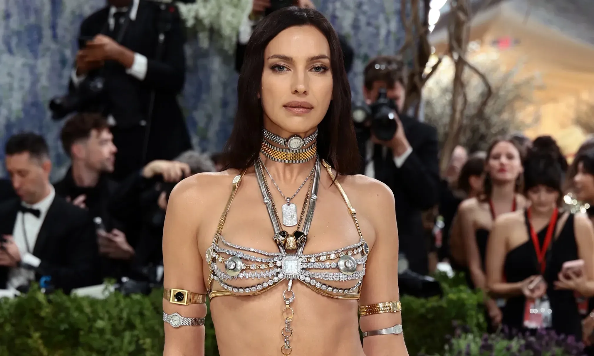 На Met Gala 2026 Ірина Шейк знову обрала найсміливіший образ