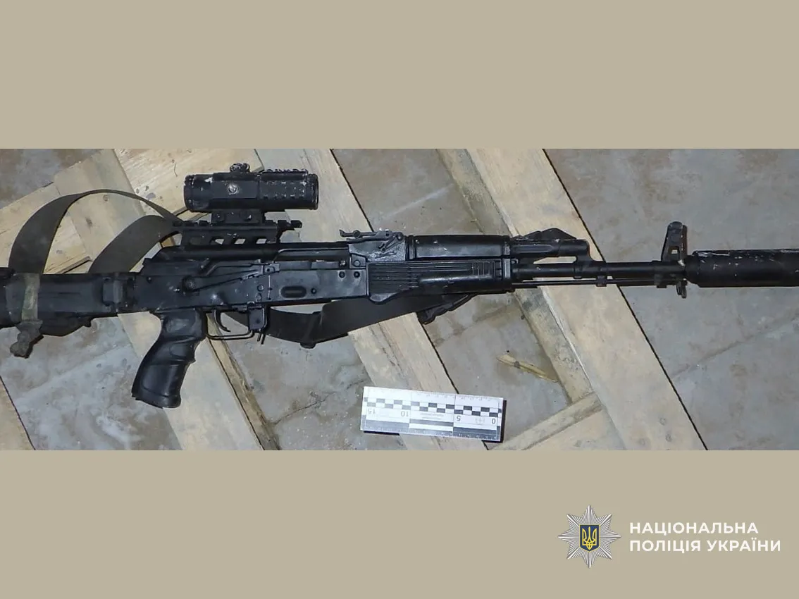 На Чернігівщині п'яний дезертир влаштував стрілянину з автомата