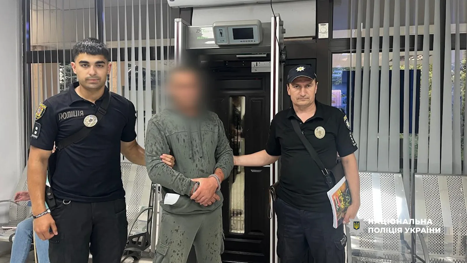 In the Odesa region, a man shot and wounded a 15-year-old girl with a rifle