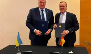 Владельца танкера Delfi предупредили о  последней попытке поднять судно