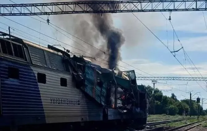 Российский дрон попал в пассажирский поезд в Днепропетровской области