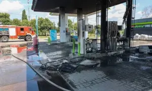 Видео: В Крыму после взрывов загорелась Сакская ТЭЦ
