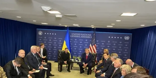 Зеленский и Трамп начали встречу в Нью-Йорке