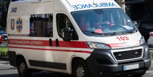 Eight people were injured in Kyiv following a daytime attack by Russia