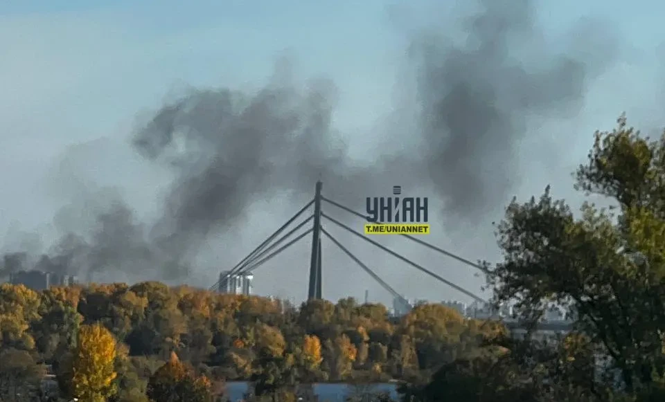 Wideo: w okolicy Mostu Północnego w Kijowie rozległy się dwa potężne wybuchy