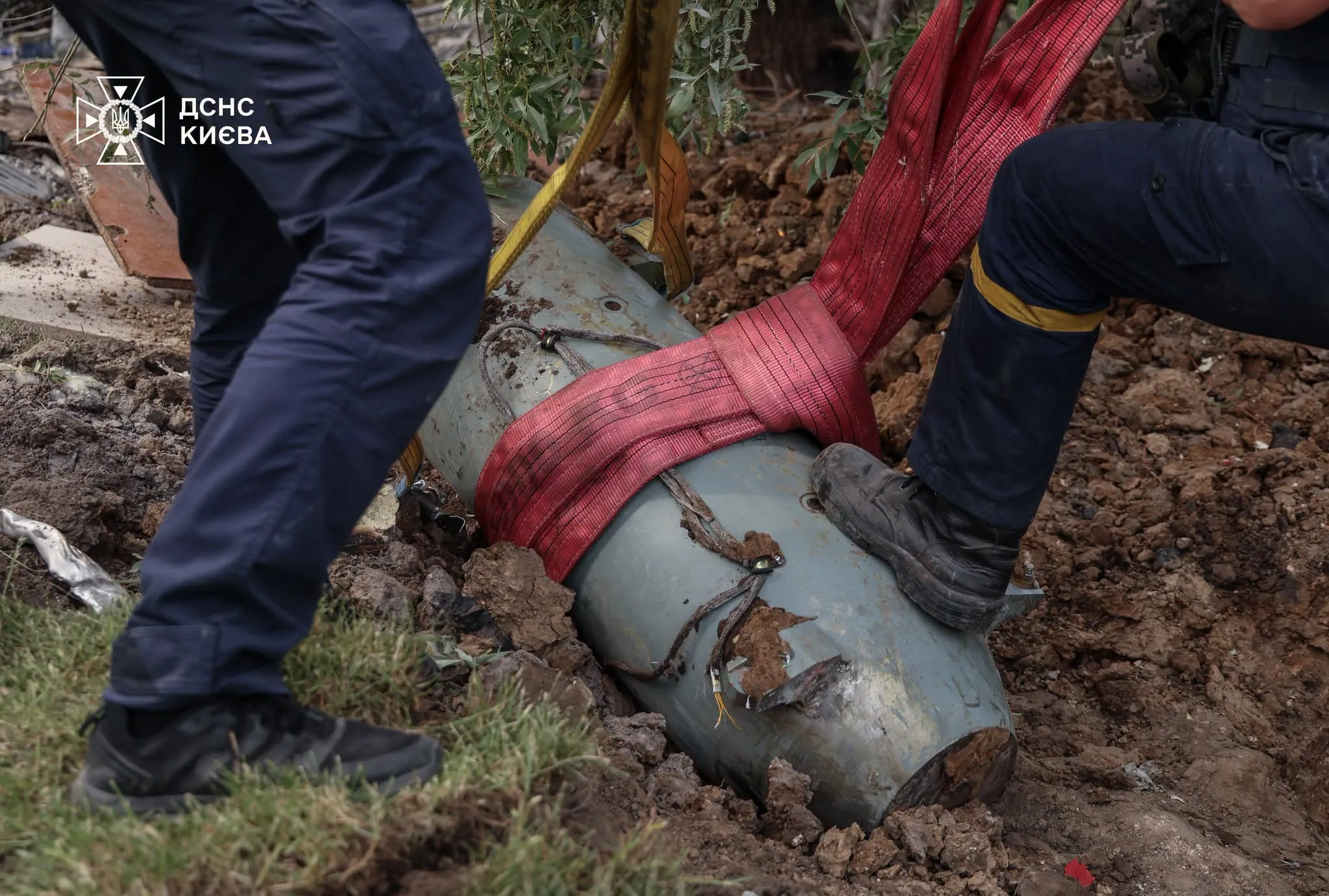 У Голосіївському районі Києва виявили бойову частину крилатої ракети Х-101