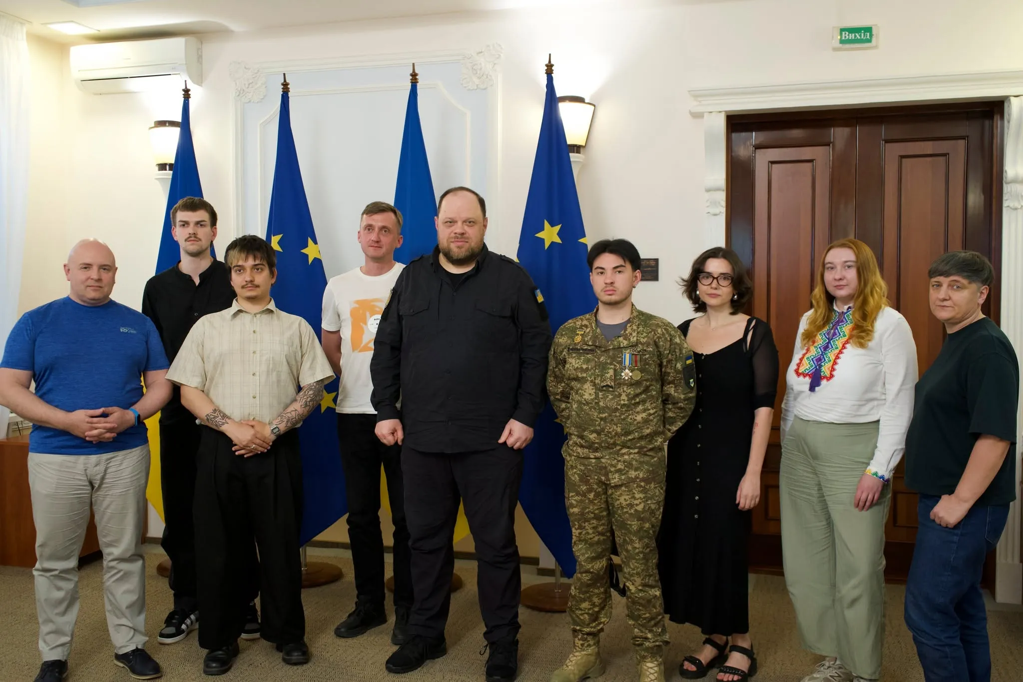 Стефанчук провів зустріч із представниками ЛГБТК+ спільноти у Верховній Раді