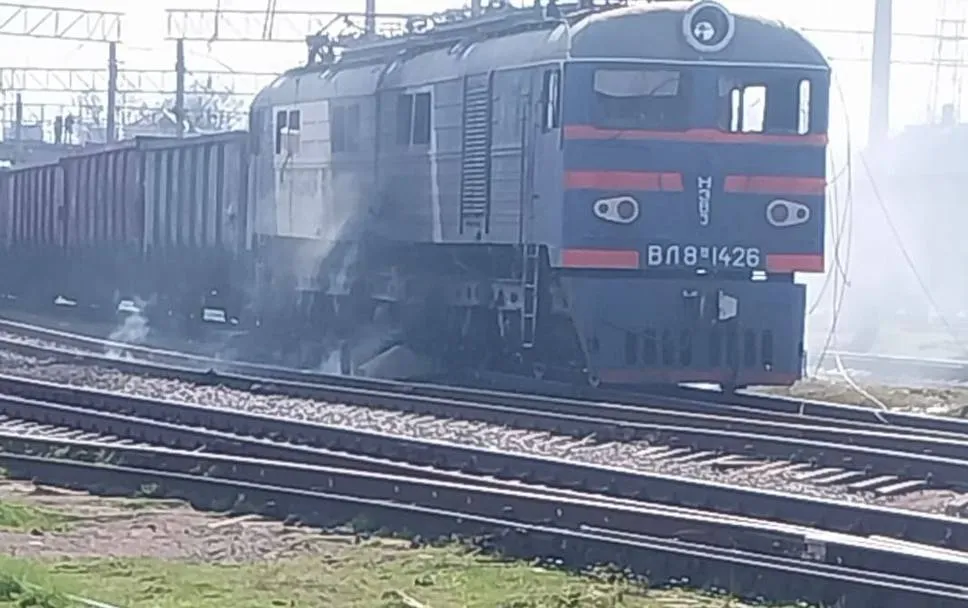 Російські загарбники намагалися атакувати приміський потяг на Дніпропетровщині