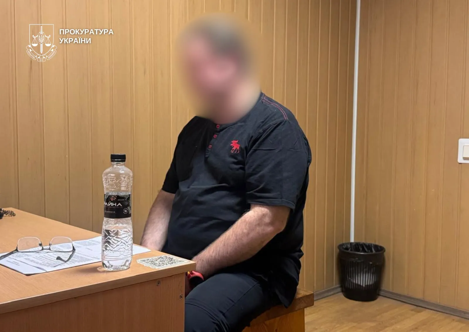 An official at the municipal enterprise "Informatika" has been notified of charges of fraud in the procurement of cameras