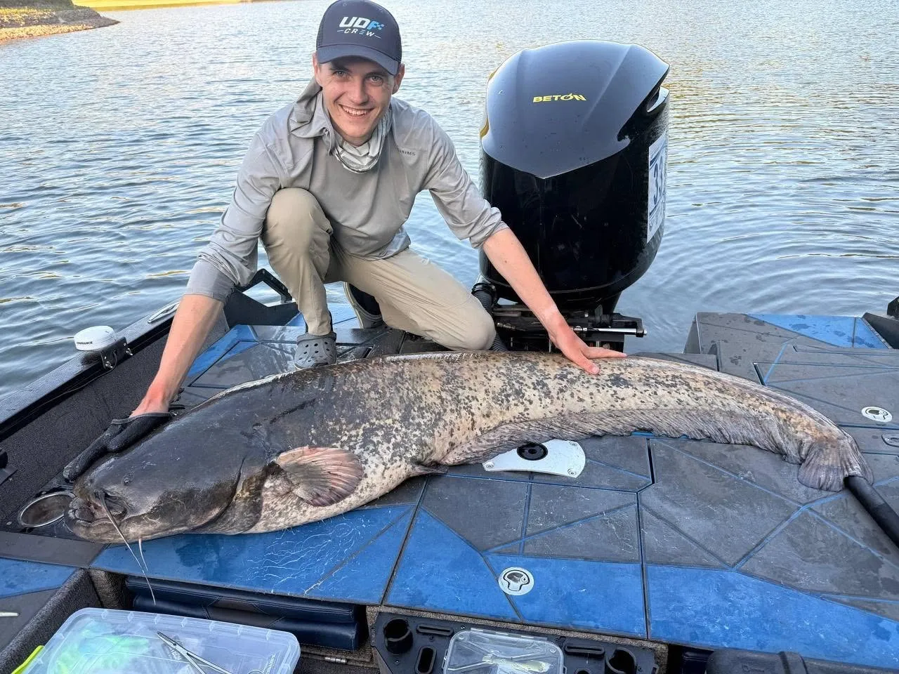 Na Dniestrze, podczas Pucharu Ukrainy w wędkarstwie, złowiono 50-kilogramowego suma