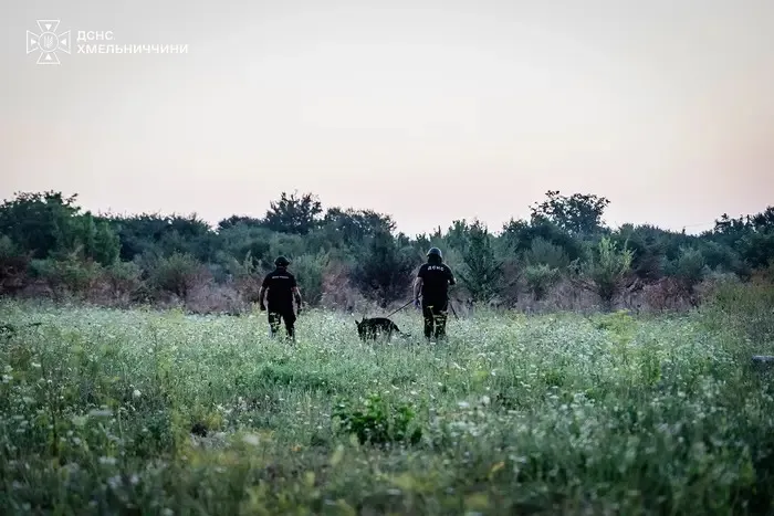 На Хмельниччині тривають пошукові роботи після вибухів на полігоні